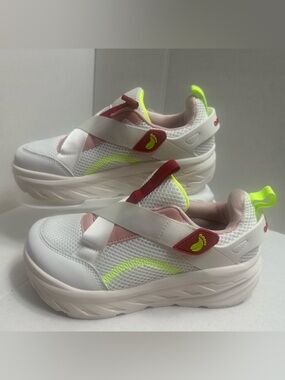 Boys Girls Kids Orthopedic Tennis Shoes: size 2.5-3 kids